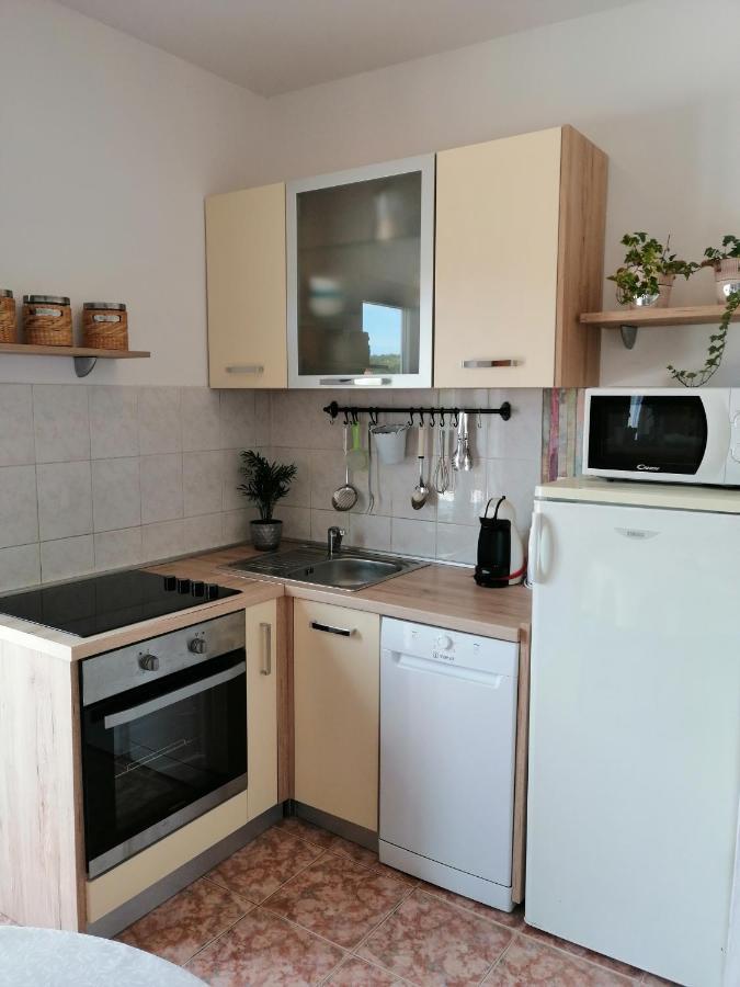 Olive Garden Accomodation Savar Kültér fotó