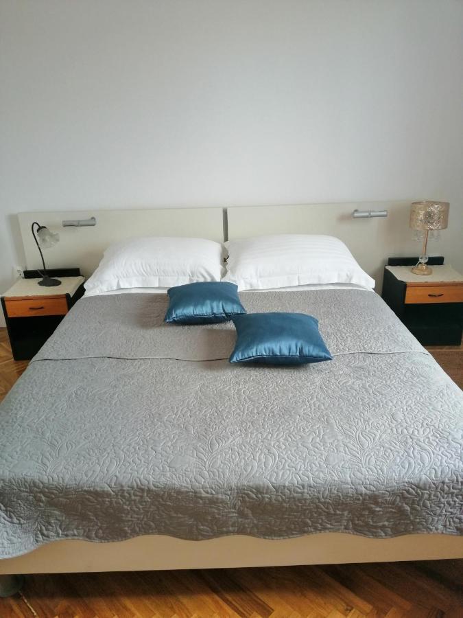 Olive Garden Accomodation Savar Kültér fotó
